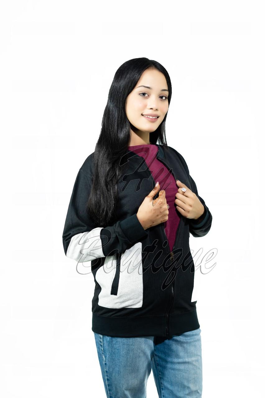 0a1a7586f568a97488d8343eed5fef3e Winter Collection Women’s Black & White Printed Jacket | Stylish & Warm Outerwear | Trendy Winter Fashion for Ladies - Image 2