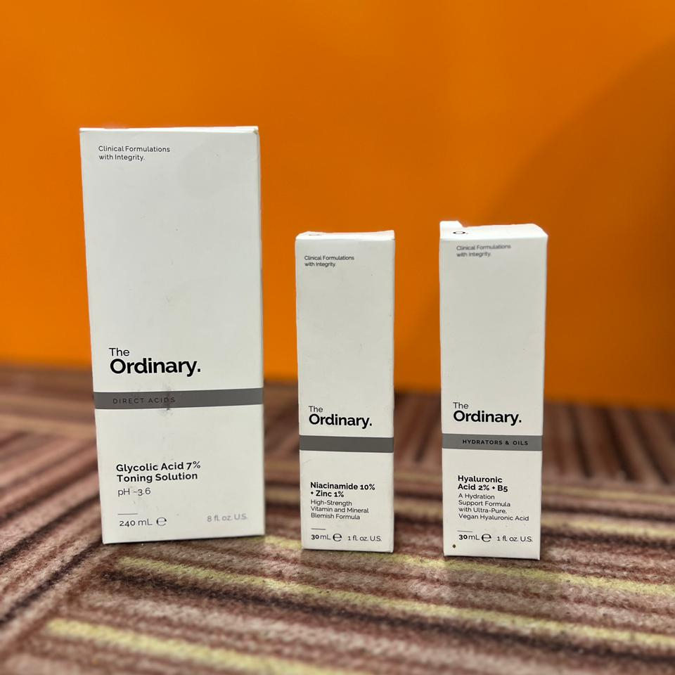 17ce00b2ced47f8071a8731be93c58b1 The Ordinary Essentials Collection: Glycolic Acid 7% Toning Solution, Niacinamide 10% + Zinc 1%, and Hyaluronic Acid 2% - Image 5