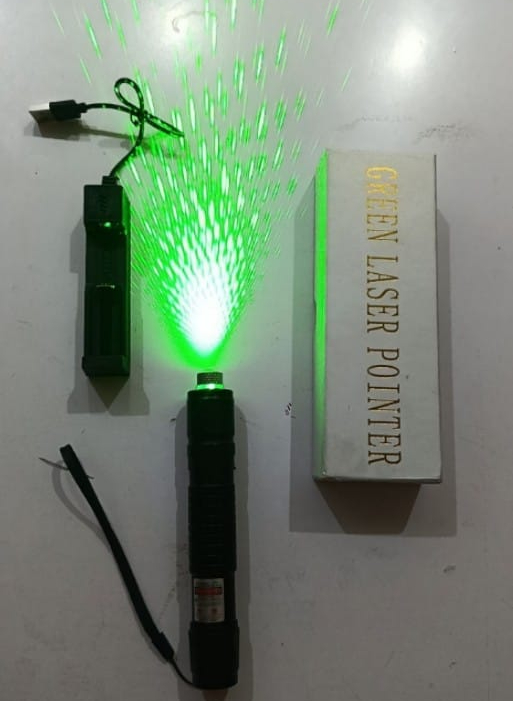 1dfefcc0aeddef2ae072cf7f1991fd21 Green Laser Light Aluminum Alloy Body Black Color Two Mode Lighting Star Light Or Single Beam Durable Quality Reliable U - Image 5