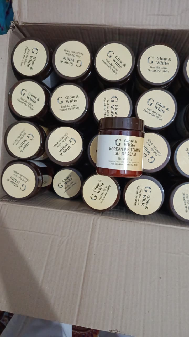 20a1ed0ad4a1e55e5fd909d60b098b0e Glow & White Korean Whitening Gold Cream for radiant, bright, and nourished skin care.500Ml - Image 2