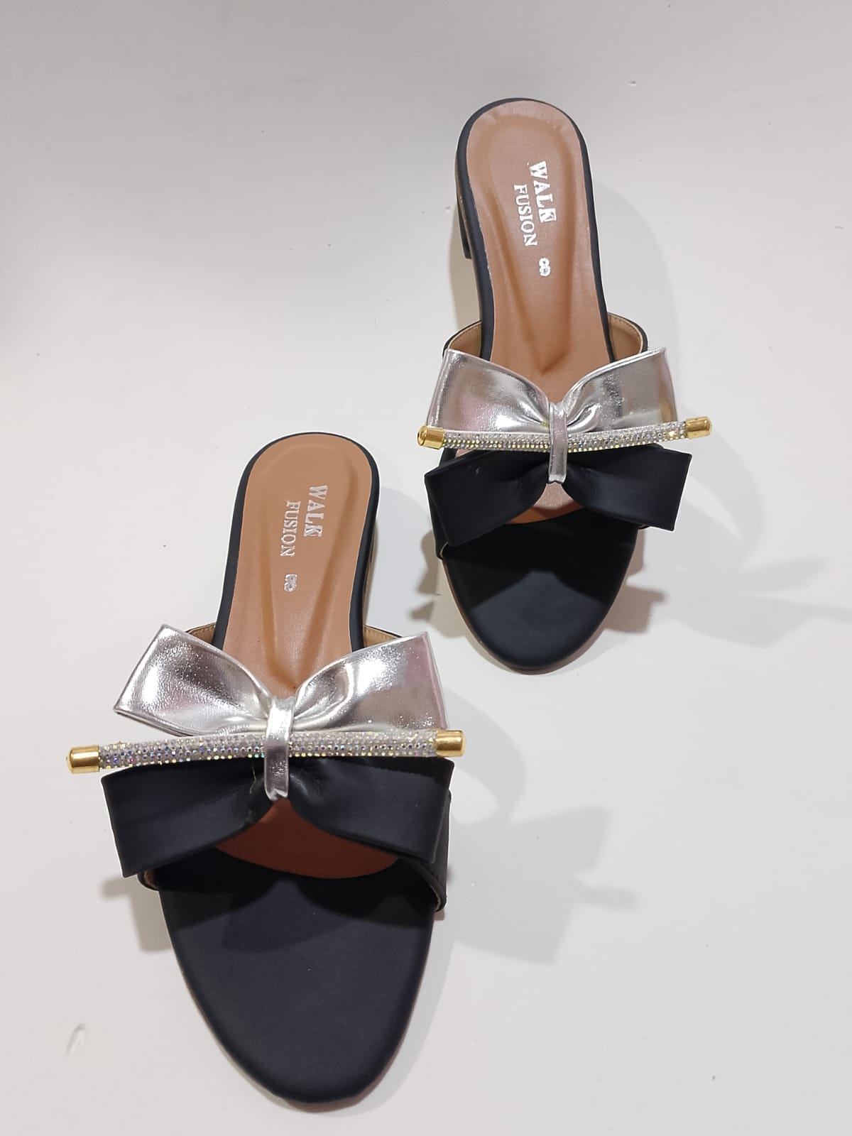 2cead522697d6d449d4b8862134a408a Walk Fusion Luxe Rhinestone-Accented Bow Slides – Elegant Slip-On Flat Sandals