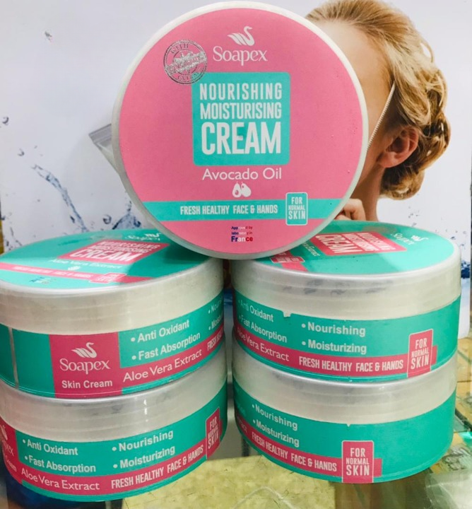2d073425cbd510c5fd63e6809a72ecef Soapex Nourishing Moisturising Cream Providing Gentle Hydration With Softening Care And Reliable | 220ML - Image 2