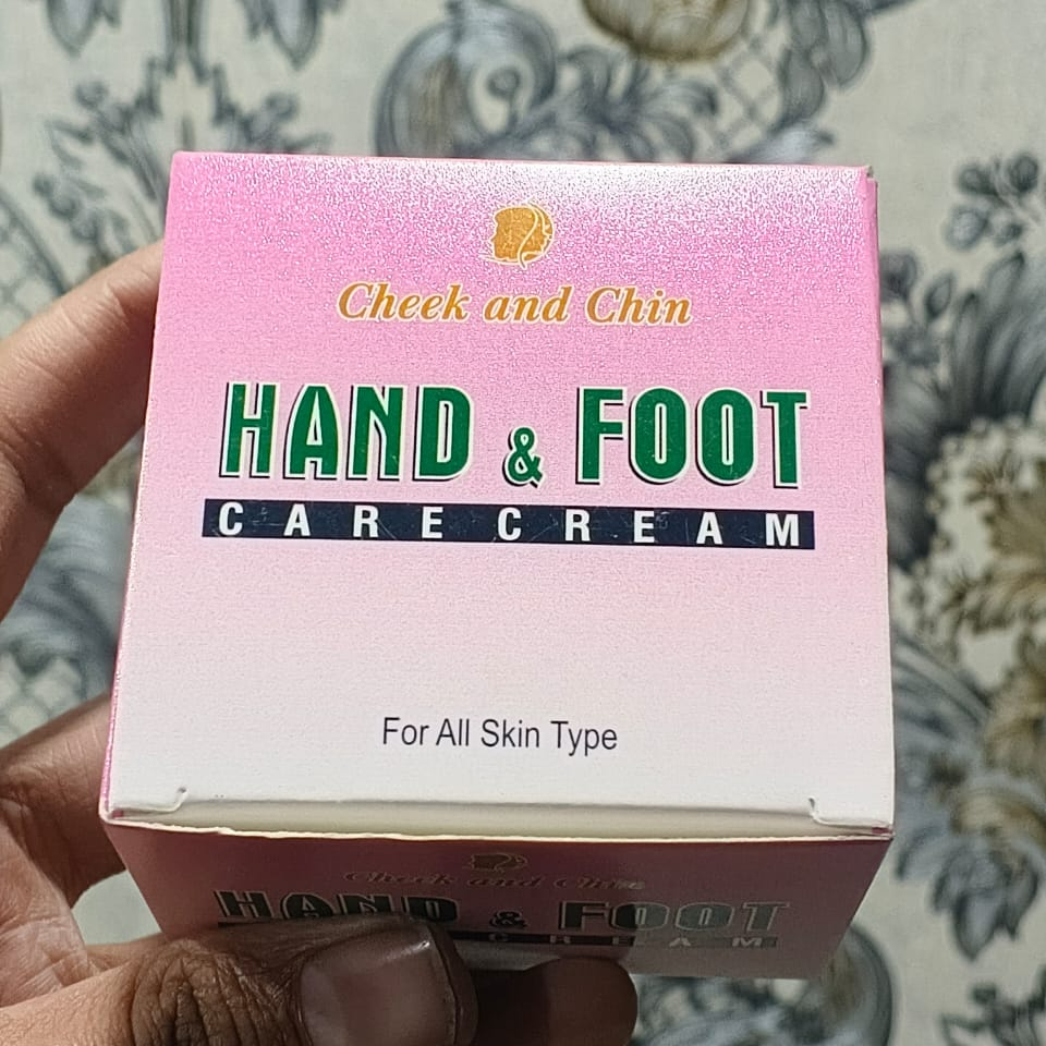 2dacf5f9aa3c32dd2cde45b4df84f04e Pure Velvet Hand And Foot Renewal Cream Advanced Softness Therapy For Smooth Nourished And Comfortable Skin Care - 70g - Image 3