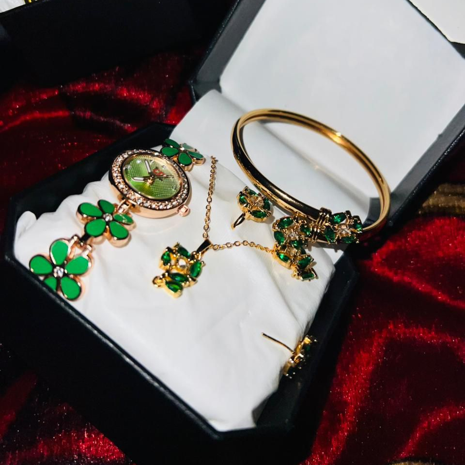 314325c86adeffcb7907a2c6dcacbcb3 Ladies Jewellery And Bangle With Watch Elegant Stylish Durable Quality Timeless Fashion Accessory (With Box) - Image 3