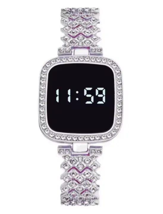 31b7fdb7568aef774a9acc39384ebb01 Chic Womens Digital Display Watch With Elegant Bracelet Strap Stylish Design Clear Screen Comfortable Wear Perfect For D - Image 2