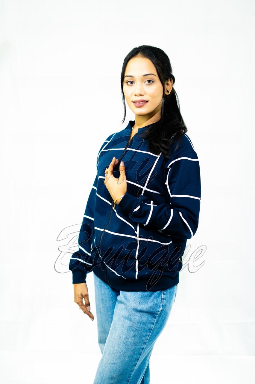 3246f3c5eed152071366456ba05f410b Winter Collection Women’s Mocnek Printed Jacket | Stylish & Warm Outerwear | Trendy Winter Fashion for Ladies - Image 2