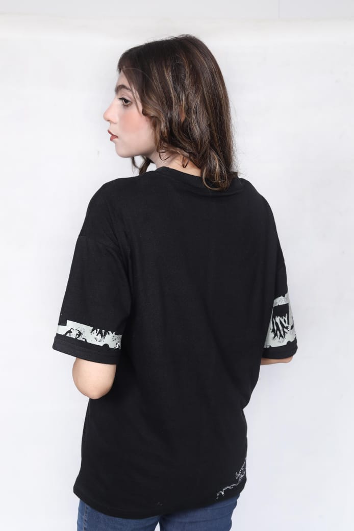 33fd11839c914497ef005b50e3b2c7b3 Professional Fashion Model for Urban Streetwear Apparel: E-commerce Studio Photography, Brand Ambassador, and High-Impac - Image 3