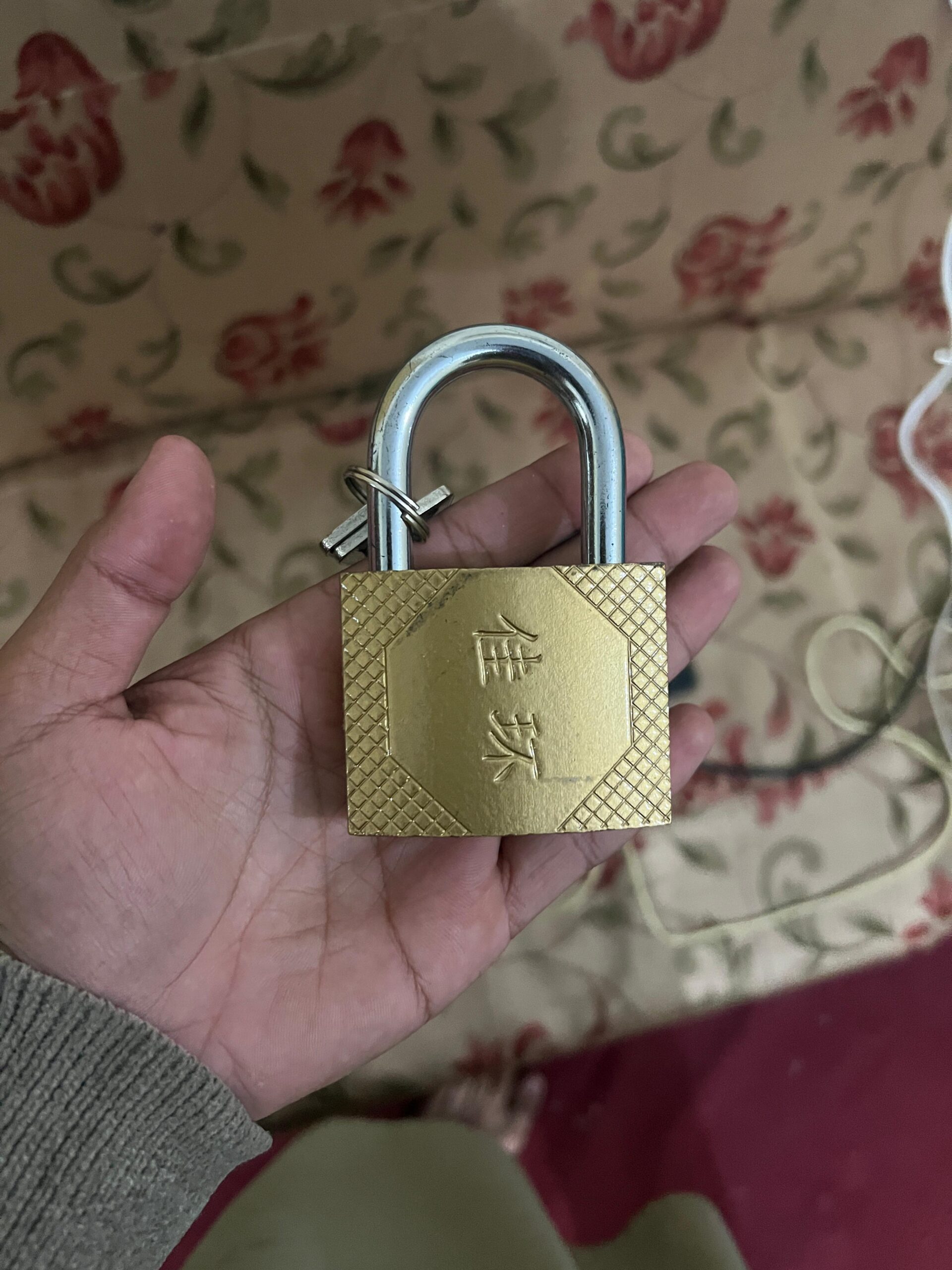 3d09fe3e5b46b695bf56fa2f04af0cc3 Industrial-Grade Solid Brass Heavy-Duty Security Padlock with Chrome-Plated Hardened Steel Shackle and Precision Keyway - Image 3