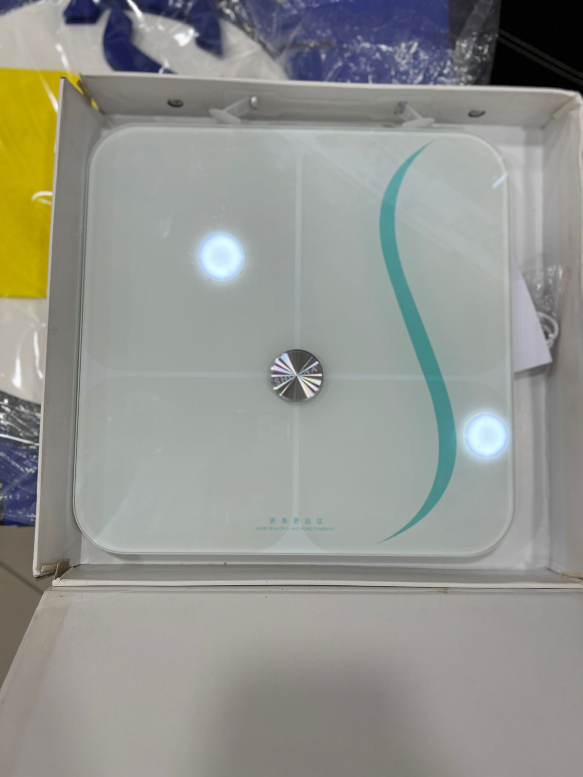 3fc4ce613621cb395d04638c390eb905 Shouna Elite Precision Smart Body Composition Scale & Wellness Analyzer - Image 4