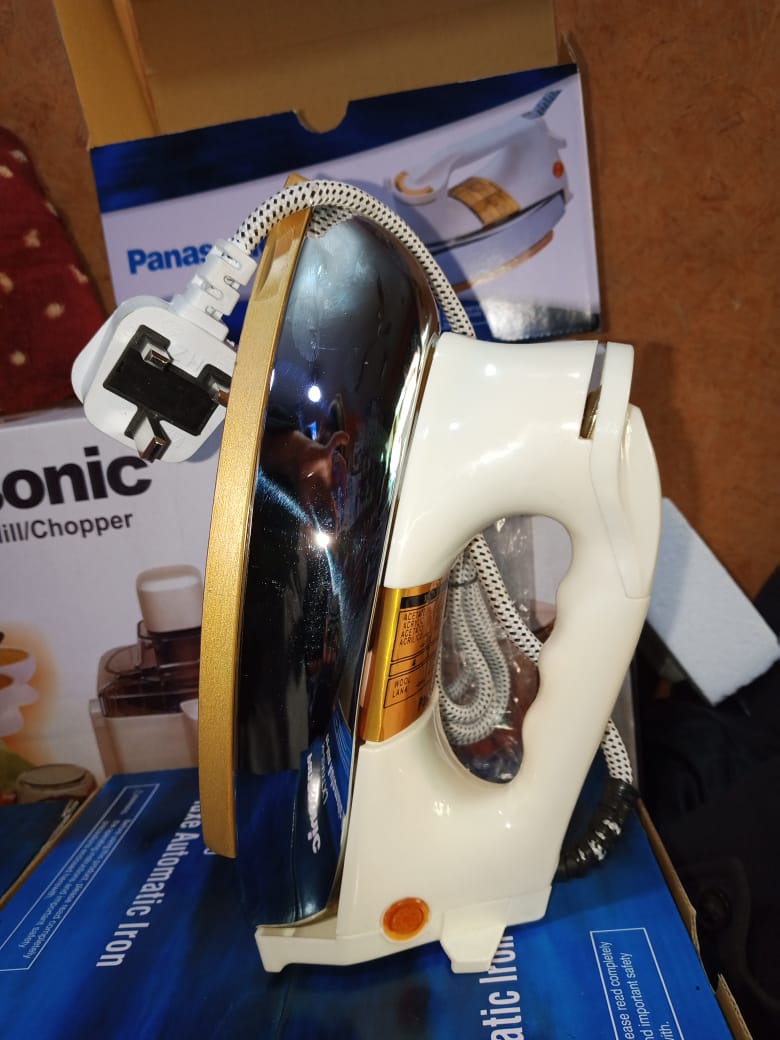 440c2a1a8467aeb89c25879cb1cc2c58 Heavy-Duty Electric Dry Iron | China-Made | Durable, High-Performance Ironing for Home & Commercial Use - 1000 Watt - Image 4