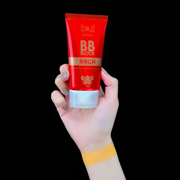 518d241532e351c5ad360ec4ffb0e21f SL Basics BB Block SPF 50+ Tinted Sunscreen – Hydrating & Protective BB Cream with Vitamin E & Lotus Extract (50 ml) - Image 2