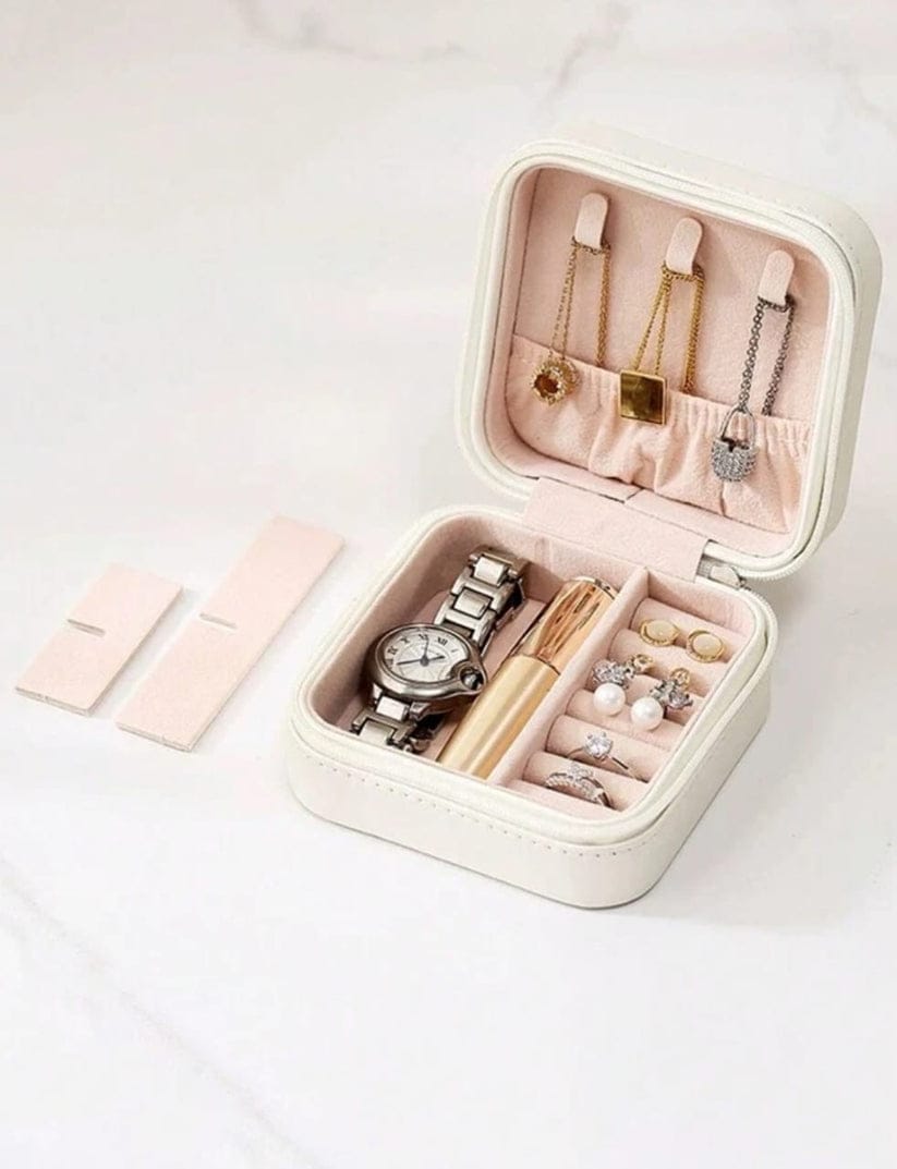 55fa8a48a176358cac83d88bc67d989c QSJ-178 Mini Jewelry Organizer – Compact Storage Box, Elegant and Practical Accessory for Women- RANDOM COLOUR