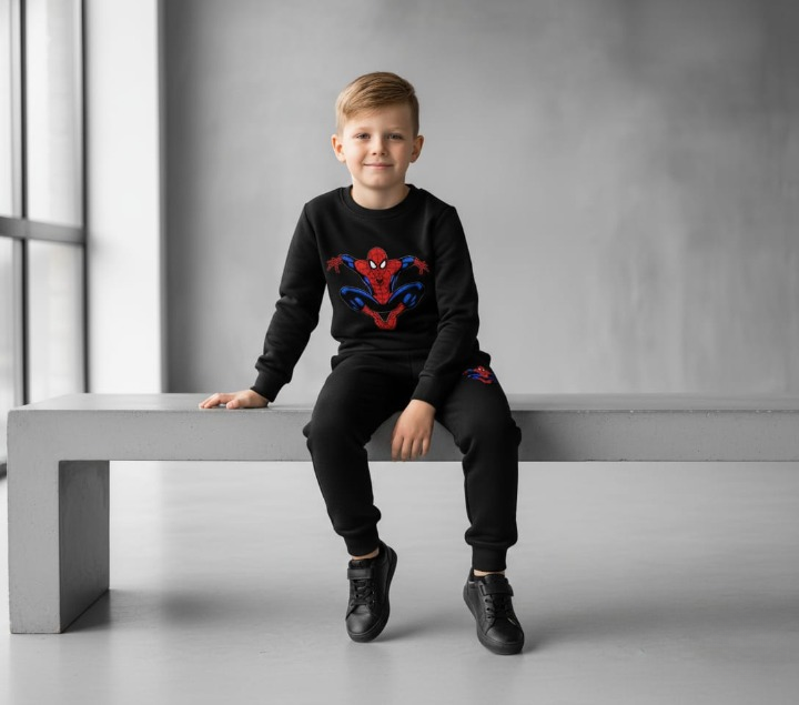 5a8b2a89309917e2706e4b9f58047434 Kids Spider-Man Printed Black & Black Tracksuit Set | Winter Fleece Sweatshirt & Trouser Outfit for Boys & Girls – Warm - Image 2