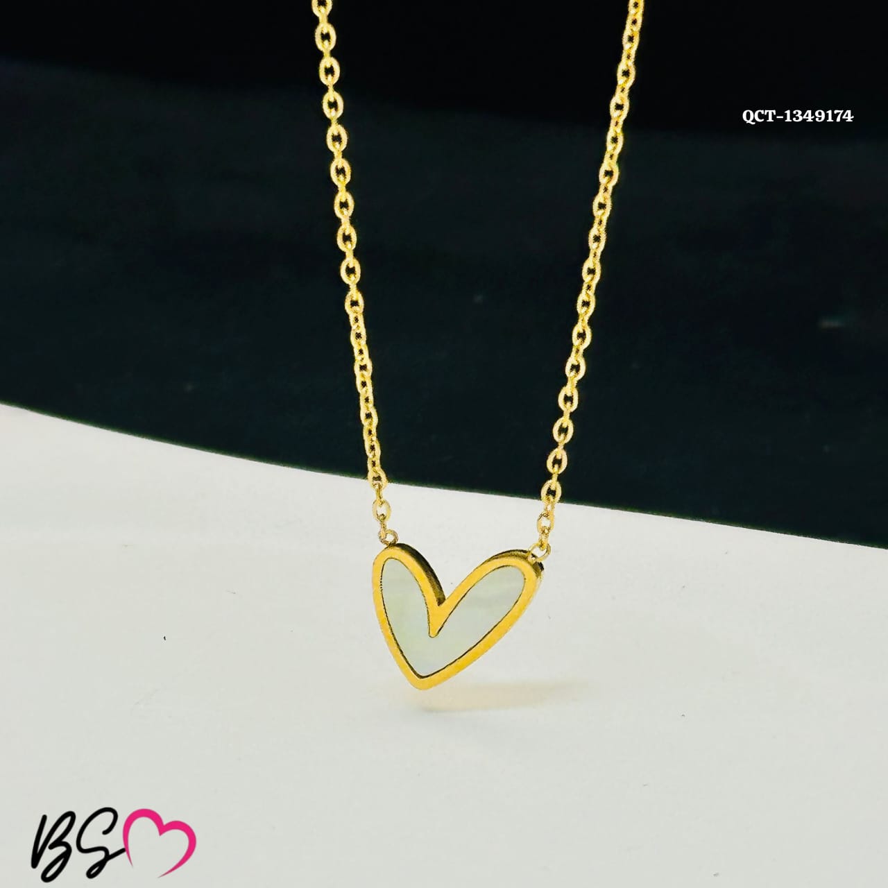 5bd136fd35cb6f8a0983144184194c3b QCT-174 Mini Heart Stainless Steel Necklace – Elegant Jewellery, Stylish Accessory for Women - Image 4