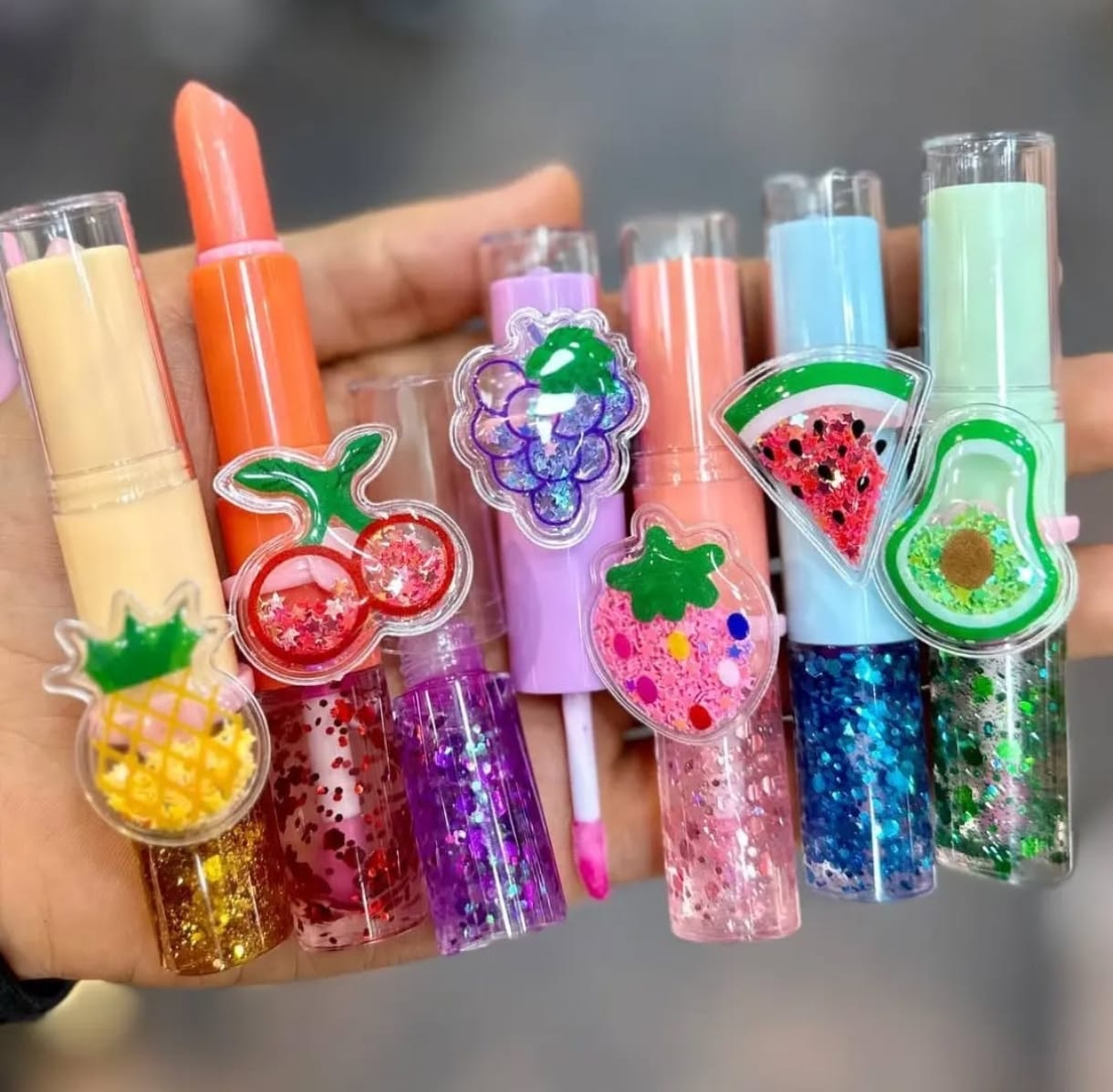 5cef0df766ca01a2a92445727451ea57 2 In 1 Flavored Fruit Lip Balm Plus Lip Oil Providing Smooth Application Gentle Care - Multicolor - Image 3
