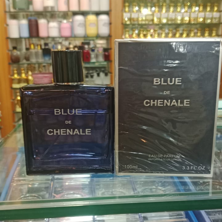 65abd26f7cc79c9130799dff86b00093 Blue De Chenale Eau De Parfum – Timeless Fragrance For Men With Sophisticated, Woody, And Aromatic (100 ml) - Image 4