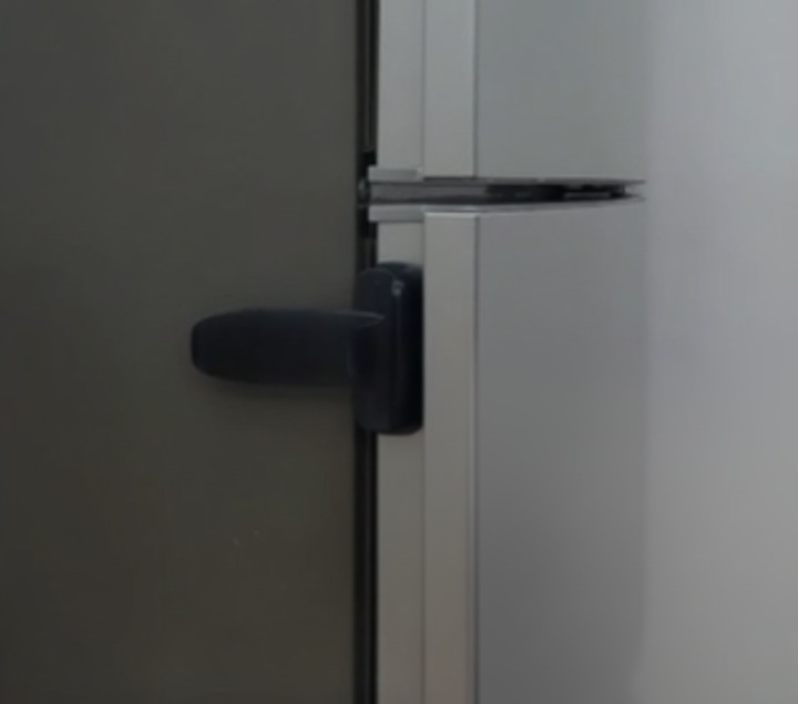 677acc4375e4fef0582df7fba5d55047 Self Adhesive Sticky Fridge Door Lock For Child Safety, Strong Grip Protection And Easy Installation For Refrigerators,