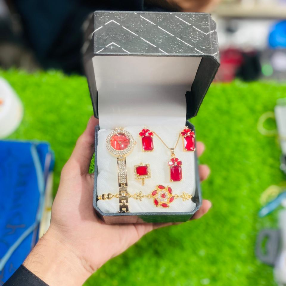 71be2f5c23cc359c4387b6e63c78cc54 Jewellery Watch For Ladies Elegant Stylish Durable Quality Timeless Design Reliable Performance (With Box) - Image 3