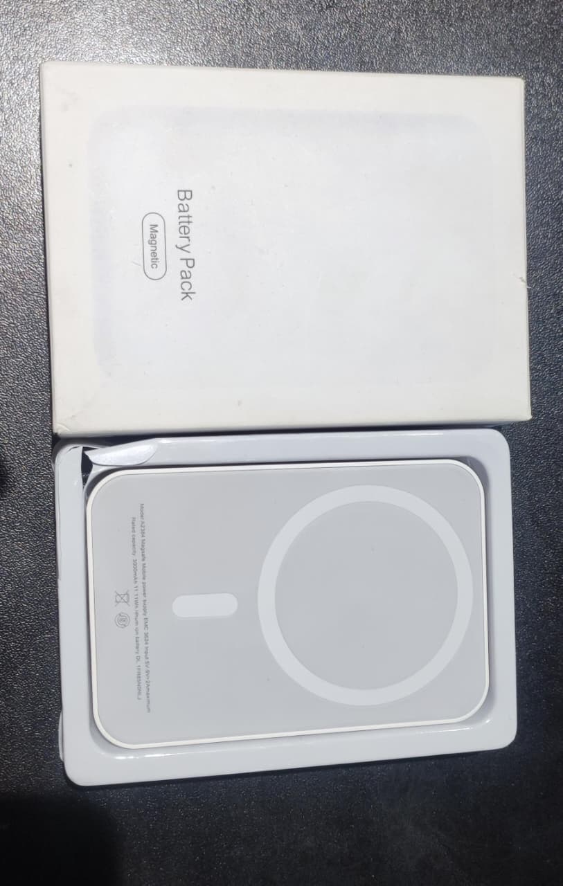 7d72d80cd757845d61ef02519aa1de94 MagSafe Power Bank Magnetic Wireless Portable Charging Solution For Reliable And Convenient Device Power Supply - Image 3