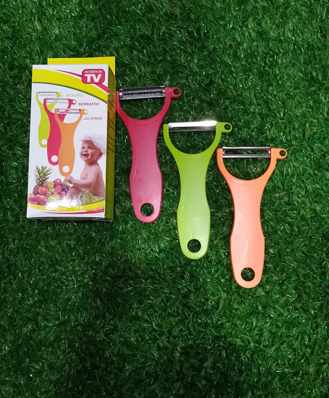 80645a0623185b9260ce770bbaf88048 3-in-1 Vegetable and Fruit Peeler Set for easy peeling, slicing, and cutting of fresh produce - Image 2
