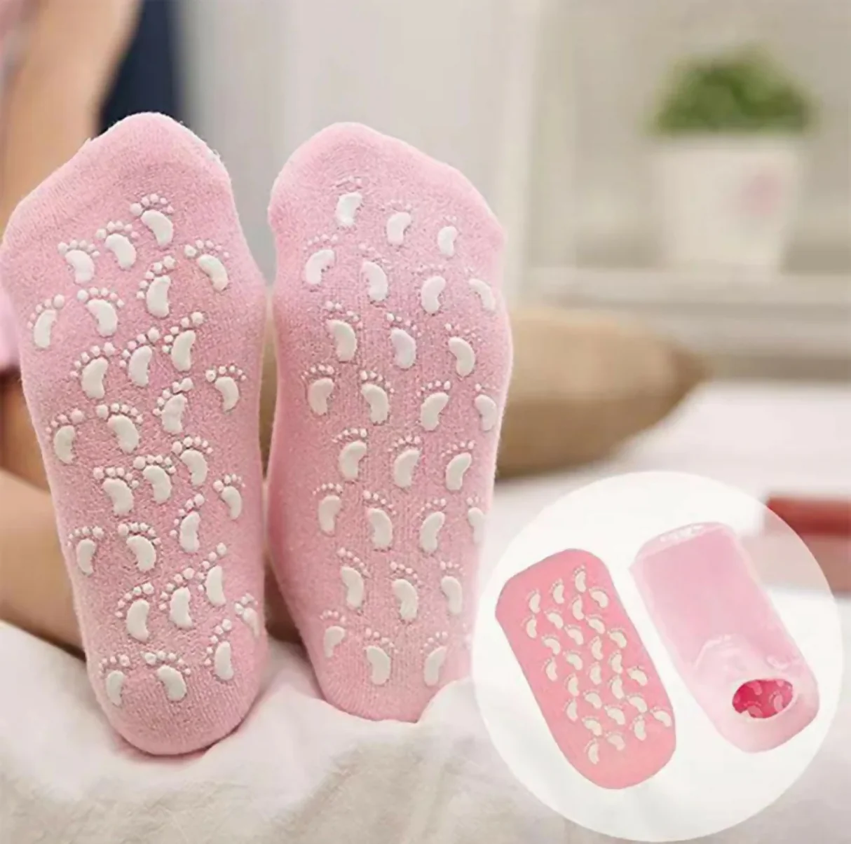 8744a4d3abbb93ed95a5332c0d8576c4 Moisturizing Spa Gel Socks | Silicon Socks For Women | Foot Care Spa Gel Socks - Image 2
