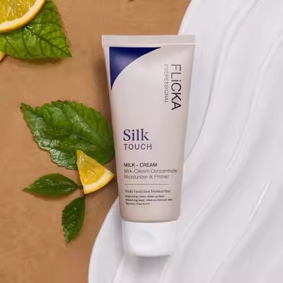 8905f72de45588ca1b56d159b55027b0 FLiCKA Silk Touch 3‑in‑1 Moisturizer & PrimerHydrates and nourishes skinLightweight, long‑lasting formulaMinimizes pores - Image 3