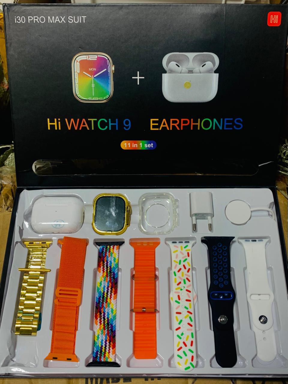 8de9ceb02a37b0069a2c7d1c5ce5076f i30 Pro Max Smart Watch Series 9 | 11‑in‑1 Set | With Earbuds, Adapter, Wireless Charger & Cover | 2.3" HD Ultra | Rando - Image 3