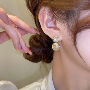 ZJE-163 Korean Zircon Crystal Earrings โ Elegant Design, Stylish Fashion Jewellery for Women