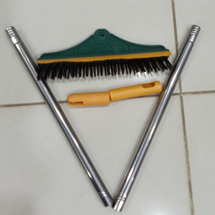 987de2a4728c0a2731c6695706eee26c Broom Wiper 2 In 1 Dual Purpose Cleaning Tool With Strong Bristles And Built In Wiper Blade - Image 4