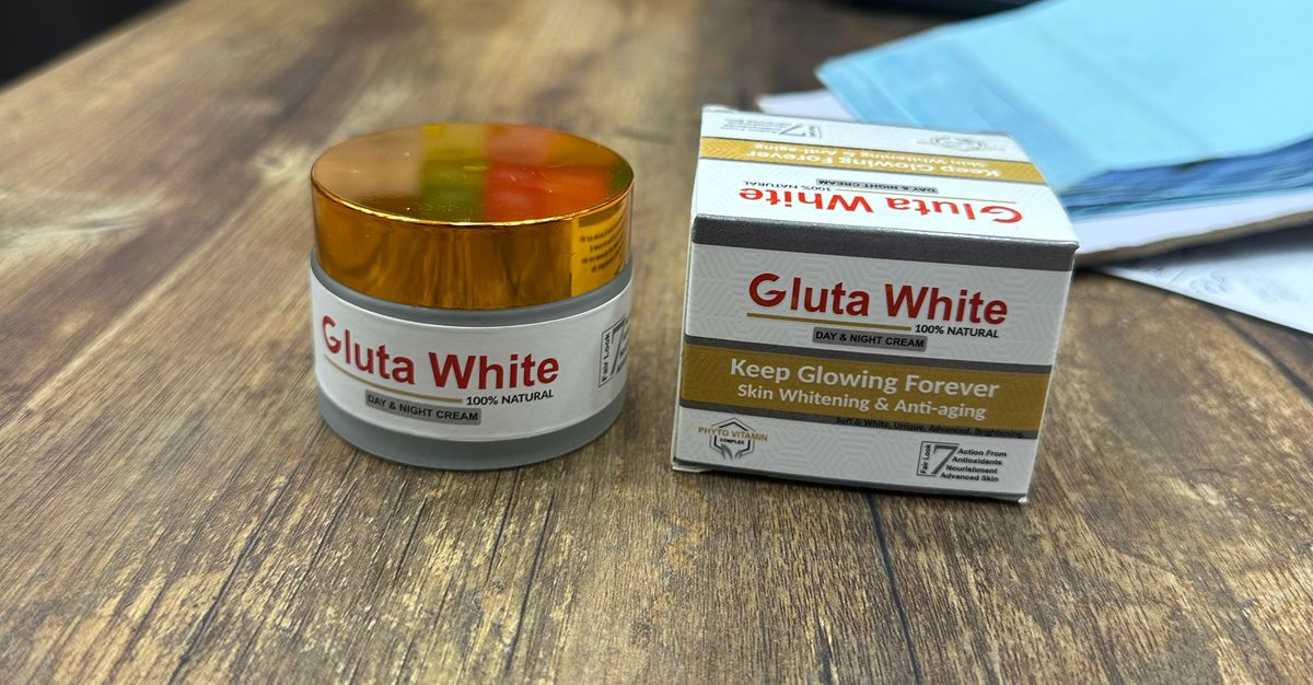 Gluta White Extreme Stronger Light Up And Anti-Aging Day & Night Cream | 50gram