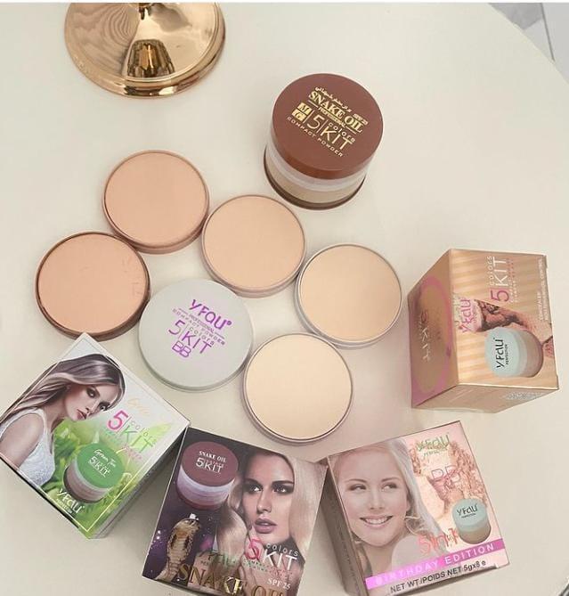 WhatsApp-Image-2025-06-18-at-7.22.20-PM-2 Pack Of 01 - 5 in 1 | Multi-Shade Face Powder Palette with Mirror | Compact Makeup Kit for All Skin Tones | Natural Fini - Image 3