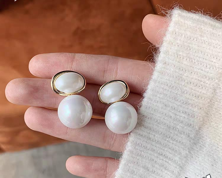 WhatsApp-Image-2025-06-23-at-6.35.46-AM Oval Shape Marble Korean Style Earings For Women Girls Design Earring Jewelry (golden) - Image 2