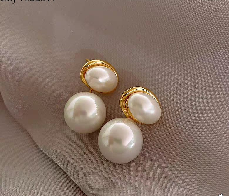 WhatsApp-Image-2025-06-23-at-6.35.47-AM Oval Shape Marble Korean Style Earings For Women Girls Design Earring Jewelry (golden)
