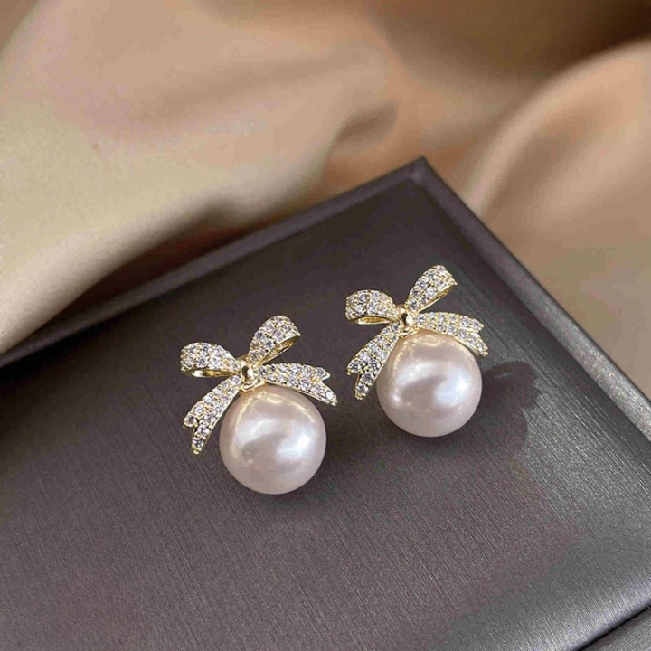 WhatsApp-Image-2025-06-23-at-6.42.31-AM_cleanup Bow sparkle diamond pearl stud earrings / Pearl Earrings Women's Earrings for Gift