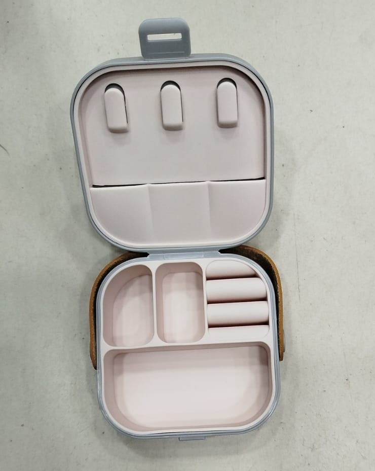 WhatsApp-Image-2025-07-02-at-4.30.35-PM Jewelry Organizer Box | Portable Jewelry Storage Box | Sleek | Portable | Multi-Functional Travel Jewelry Organizer | Du - Image 5