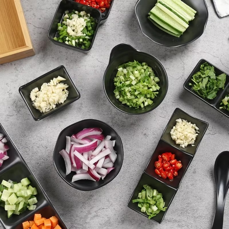 WhatsApp-Image-2025-08-04-at-2.35.09-PM-1 3-Compartment Dipping Sauce Dish – BPA-Free Plastic Condiment Server for Hot Pot, Sushi, Appetizers – Microwave & Di - Image 2
