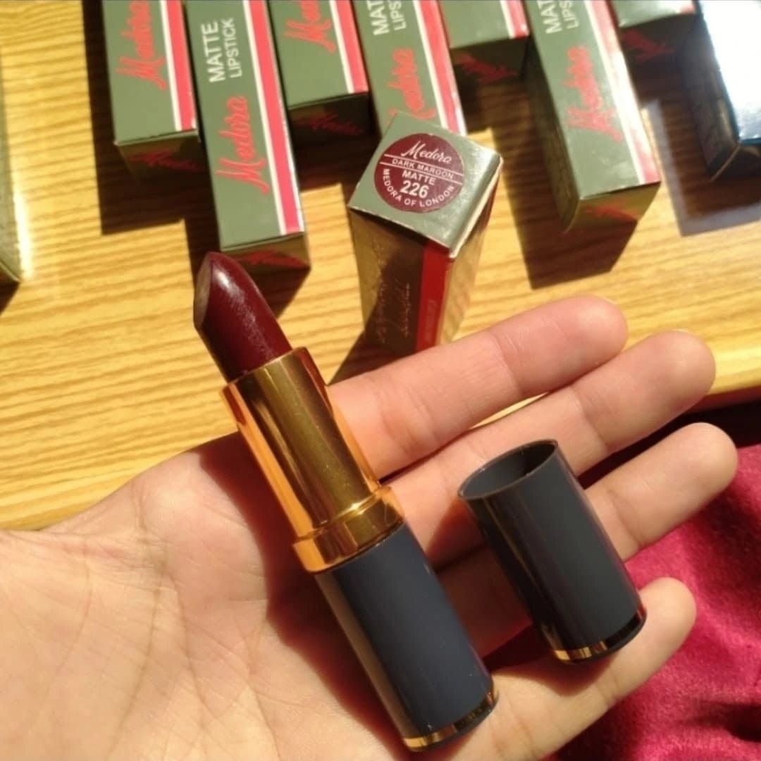 WhatsApp-Image-2025-08-22-at-1.06.09-PM-1 Medora Lipstick Pack of 6 – Creamy, Long-Lasting, Smooth Finish Lip Colors - Image 4