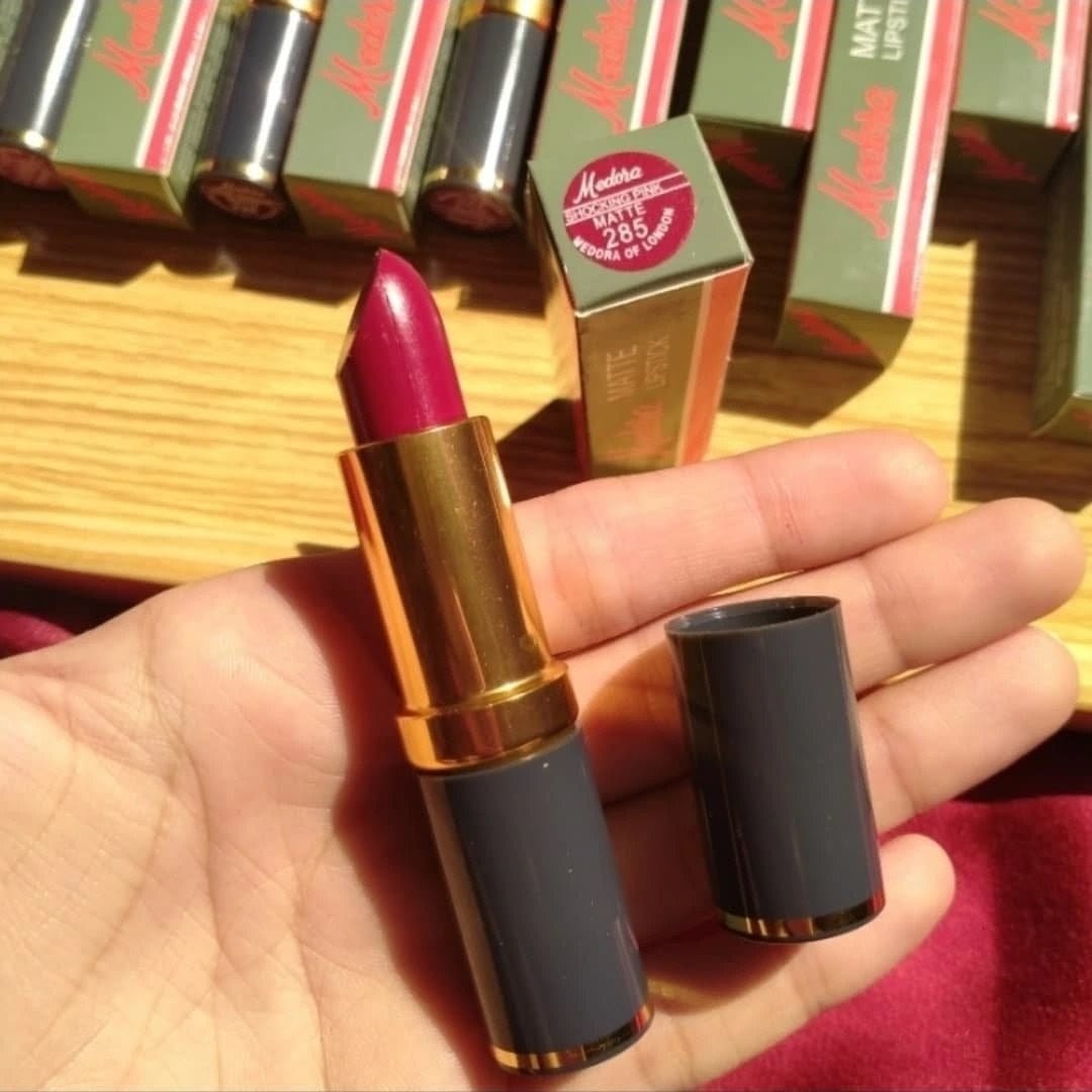 WhatsApp-Image-2025-08-22-at-1.06.10-PM Medora Lipstick Pack of 6 – Creamy, Long-Lasting, Smooth Finish Lip Colors - Image 2