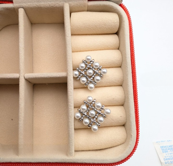WhatsApp-Image-2025-08-26-at-10.12.01-AM-1_cleanup-1 Pearl Square Korean Earrings – Elegant Women’s Fashion Jewelry in Silver and Golden Colors PJT-106 - Image 2