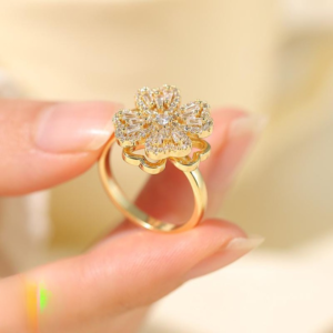 Clover Zircon Rotating Ring – Elegant Adjustable Spinner Ring for Women & Girls, Silver & Golden Finish (QSJ-110