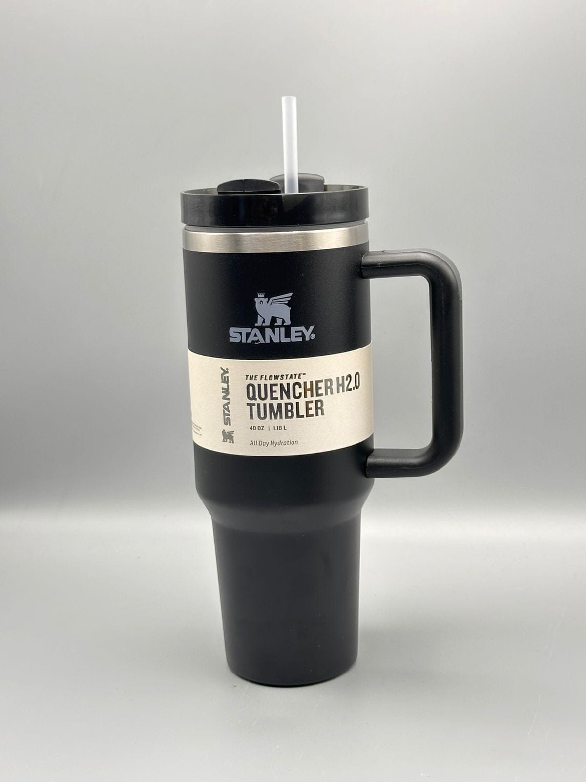 bc112629e50a61bfe1525fd9ab7eaaf0 Stanley Quencher H2.0 FlowState™ Insulated Tumbler with Lid and Straw - 40 oz ( RANDOM COLOUR )