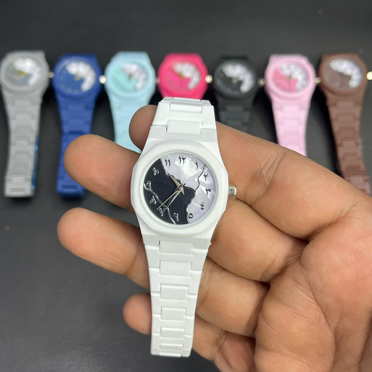 c5cb42d1196cc3bcd3e8d8e305e006b3 Women's Mini Aura Watch Providing Elegant Design Comfortable Use Stylish Appearance And Everyday Wear - Image 3