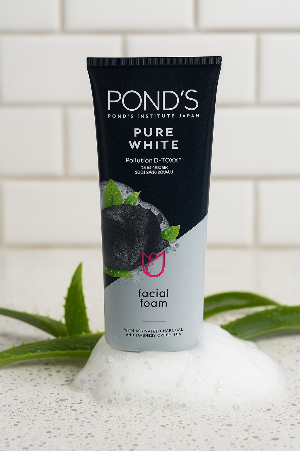 c700d18db242a43afdc0bd0b6d3b7c09 Pond’s Pure White Face Wash with Activated Charcoal – Deep Cleansing & Brightening Daily Face Cleanser (100g)