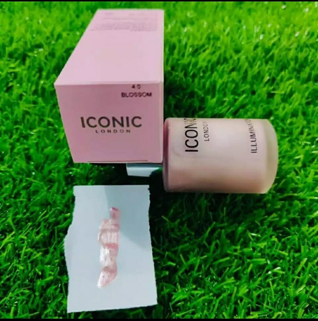 cdc8d1af90c4923b324decd022349cd1 Iconic London Illuminator Highlighter Drops Ultra Glow Liquid Highlighter Radiant Finish Luminous Shine - Image 2