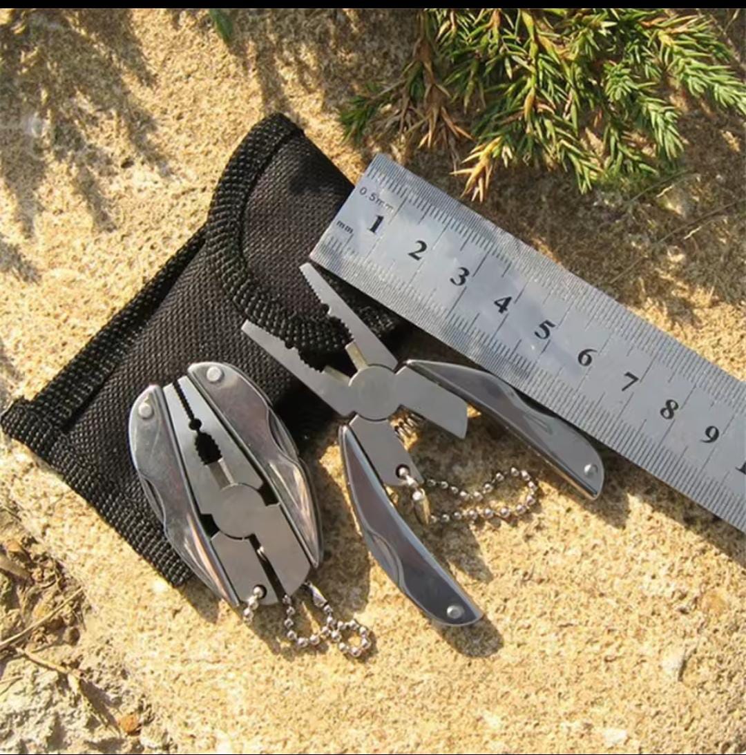 d23606d0c87cfe75b21e549788670abf Stainless Steel Outdoor Portable Multitool Plier Knife Key Chain Screwdriver Mini Multi Tools With Leather Pouch For Cam - Image 2