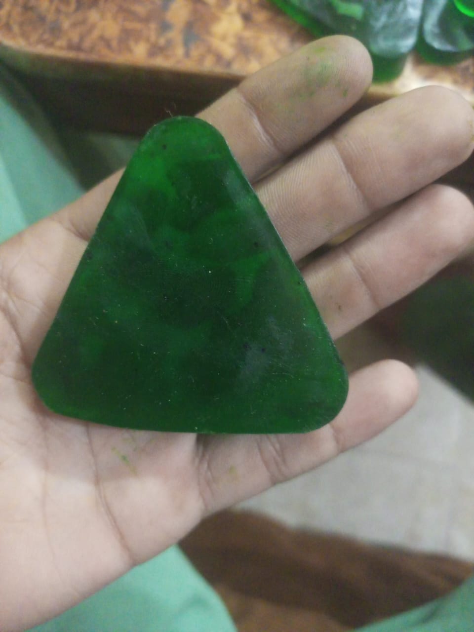 df55269650e5cb1f4f1d0090387a63a6 Nature Triangle Shampoo Bar | Nature Seven Green Soap | 50g | Plant‑Based | Calming & Strengthens Hair | Made in Pakista - Image 5