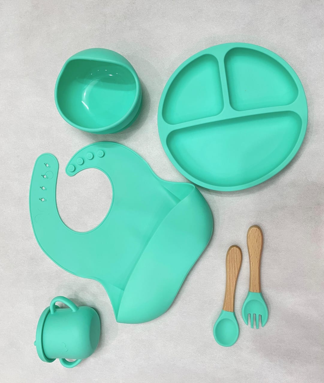 e7cebf5b08d6560048f7f8da780144bc Premium Silicone Baby Feeding Set (6-Piece) – BPA-Free, Suction Base & Ergonomic Design for Self-Feeding - Image 2