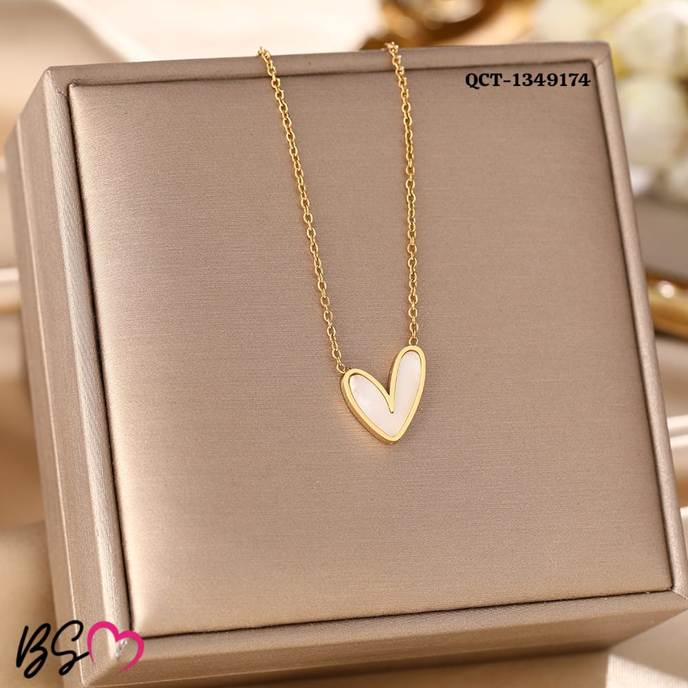 ea97c9e342c1c338b536a3f984839202 QCT-174 Mini Heart Stainless Steel Necklace – Elegant Jewellery, Stylish Accessory for Women - Image 3