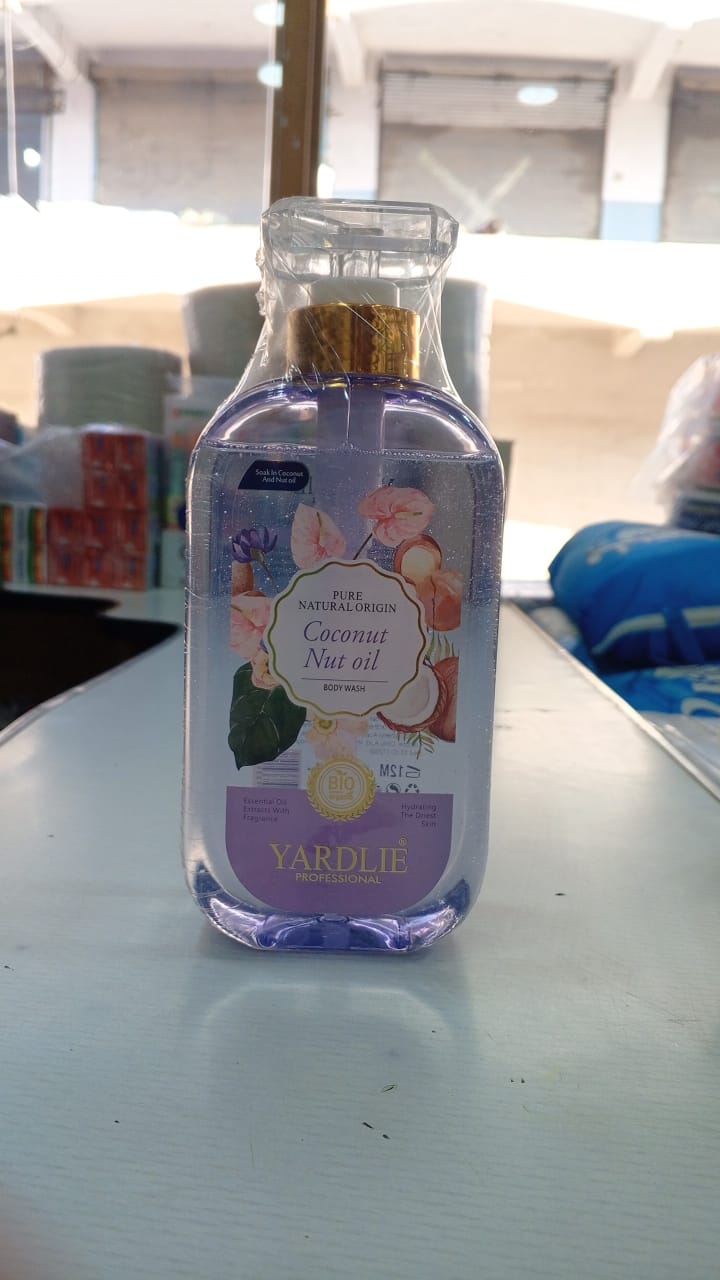 f1743f4054d9d1115d5e827a428aebeb Yardlie Body Wash | Coconut & Nut Oil | Bio‑Organic | 500 ml | Deep Hydration for Dry & Sensitive Skin - Image 4