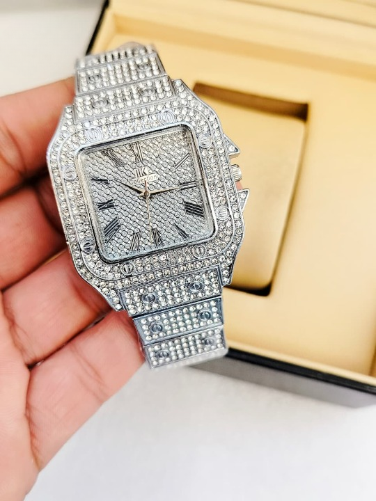 f1f494a2856d1177f7b4186e4183b97d Ladies Stylish Stone Watch – Elegant Wristwatch with Sparkling Stones, Fashion Accessory for Daily Wear & Occasions